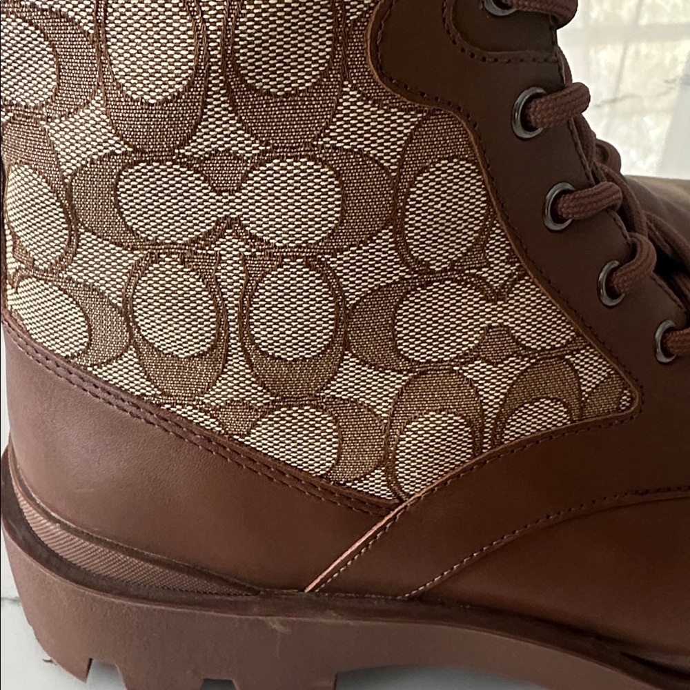 City sole Brown Lace-Up Coach Boots 9.5 - Picture 9 of 9